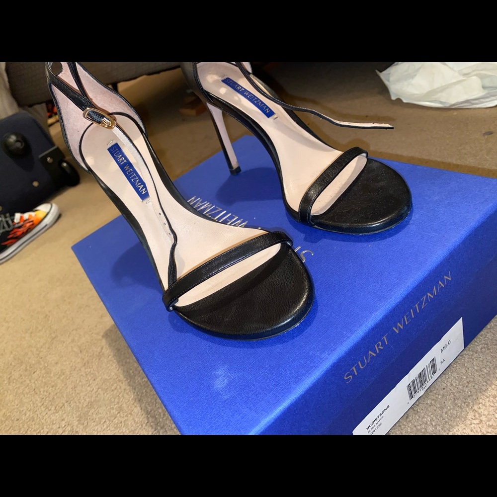 Stuart Weitzman “Nudist” heel